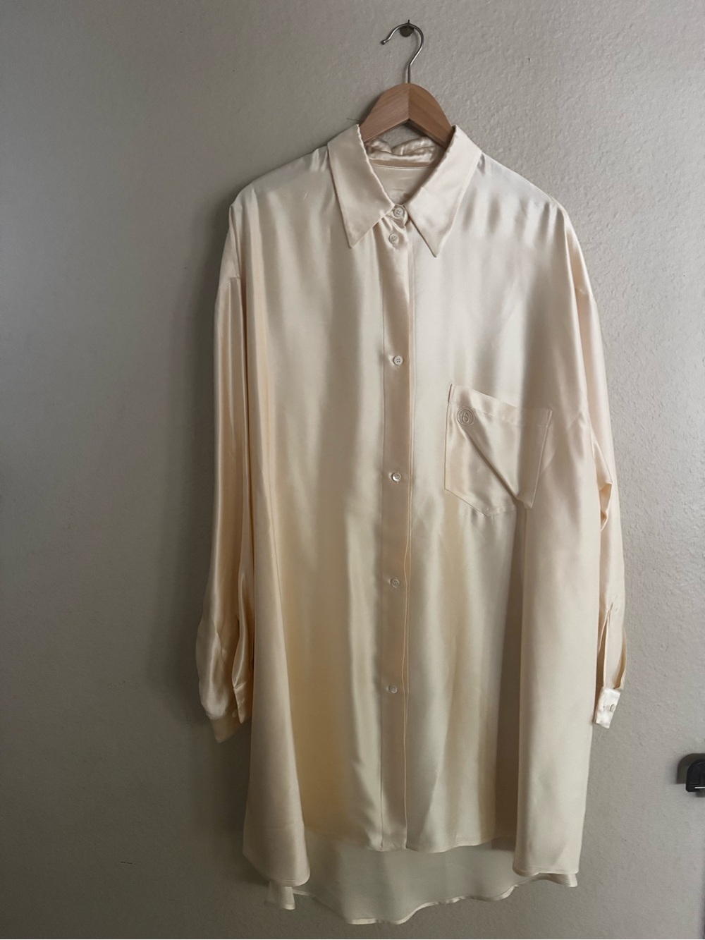 MM6 Maison Martin Margiela Cream Oversized Button-Down Shirt
